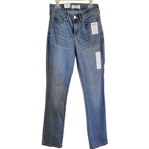 Levi's mid-rise slim